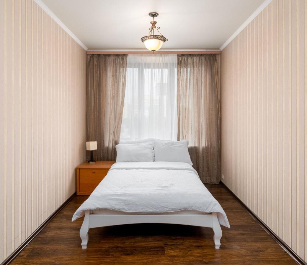 Lux Apartment Gorkiy Park Kharkov Ngoại thất bức ảnh